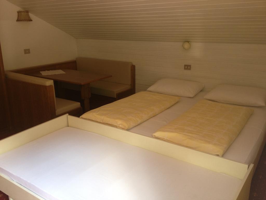 Appartment Rock Campo Tures Phòng bức ảnh